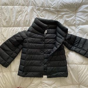 Armani short bell puffer jacket. Woman. Size 38.